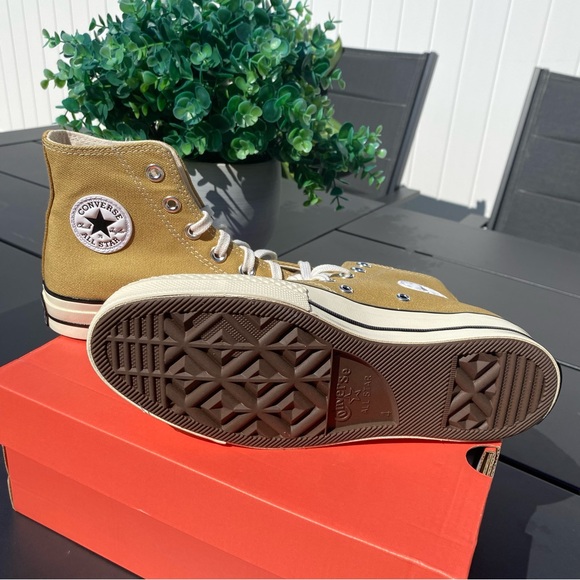 NWT Converse Chuck 70 High Top Sneakers - Picture 6 of 9